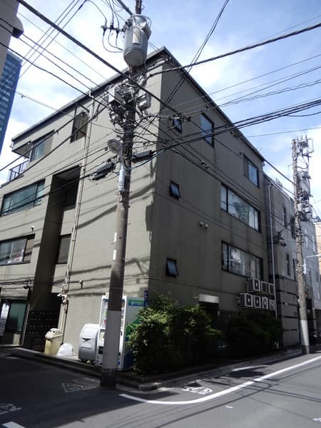 シューエックスビル