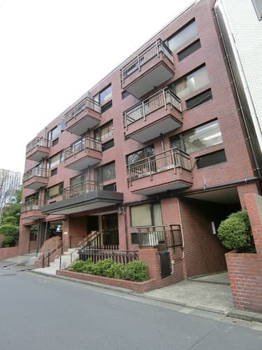 ローレル永田町