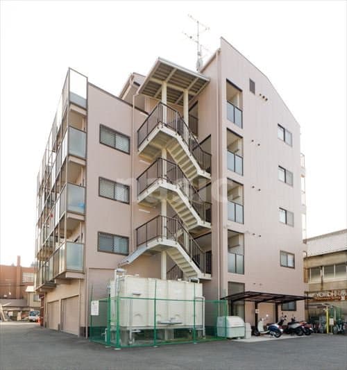 シャトー太秦