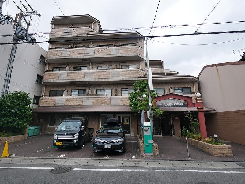 アブレスト東山本町