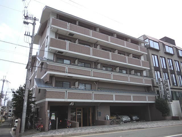 プレサンス京都二条城前