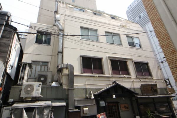 隆江ビル