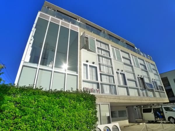 LEVANTE