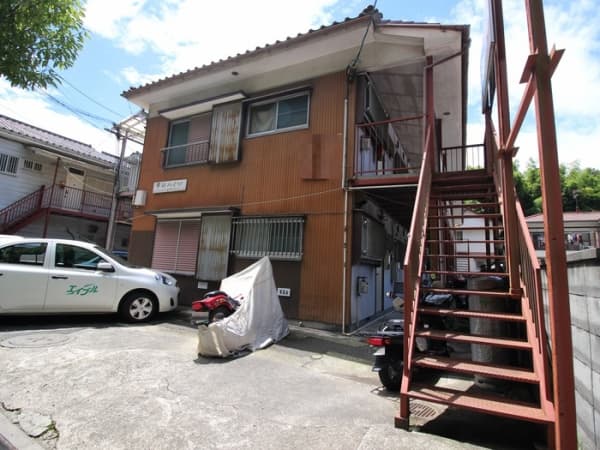 串田ハイツ1号棟