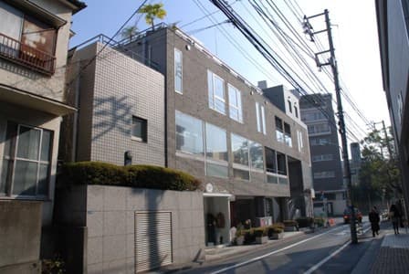 H&M MINAMI-AOYAMA WEST