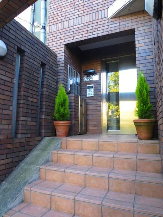 LA MAISON OGIKUBO