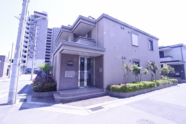 シャルマン御屋敷通